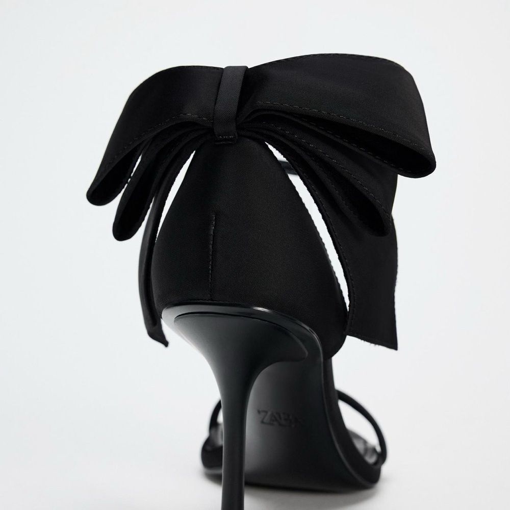 Zara size 9 BLACK SATIN EFFECT BOW HIGH HEEL SANDALS NWT